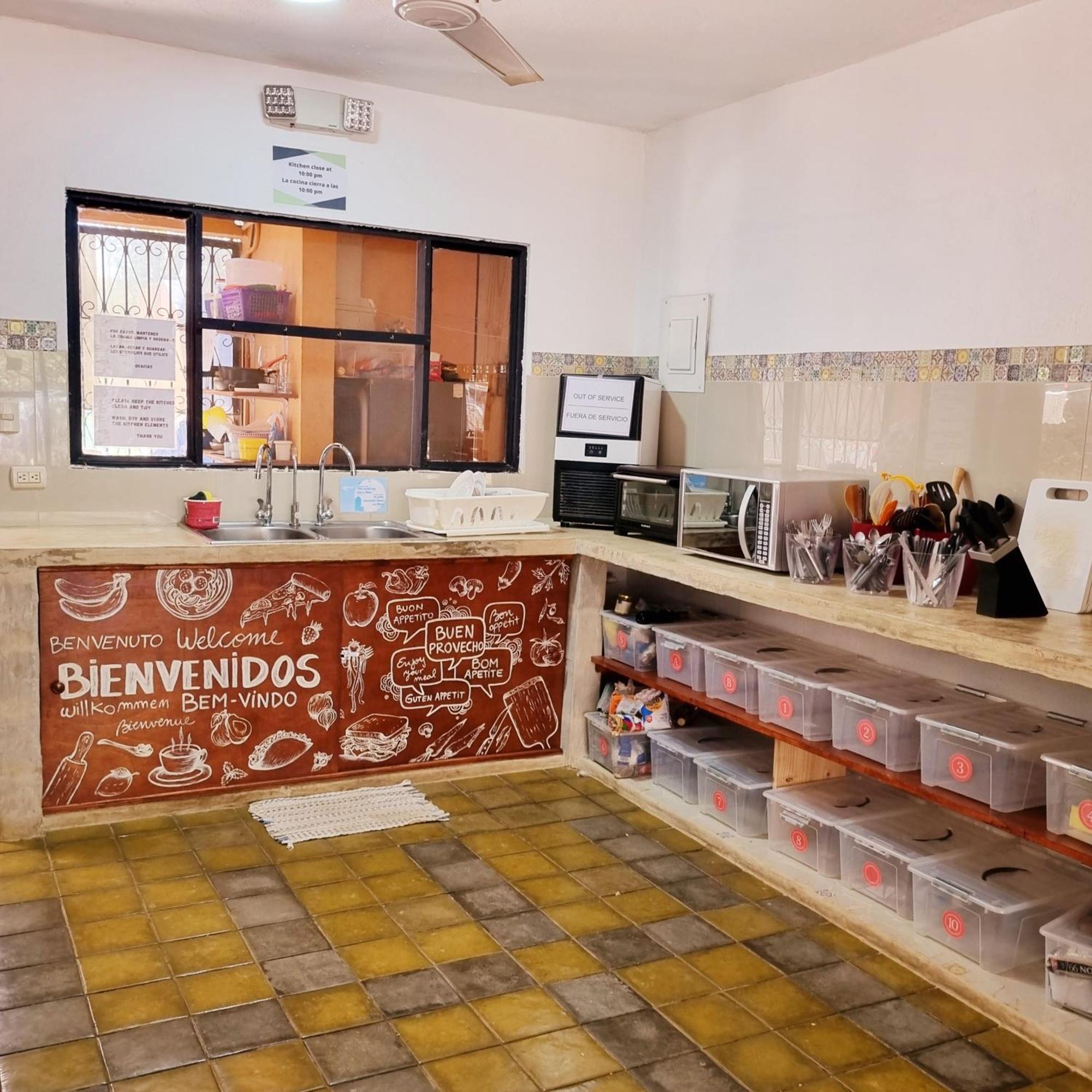 Casa Pura Vida Surf Hostel - Tamarindo Costa Rica מראה חיצוני תמונה