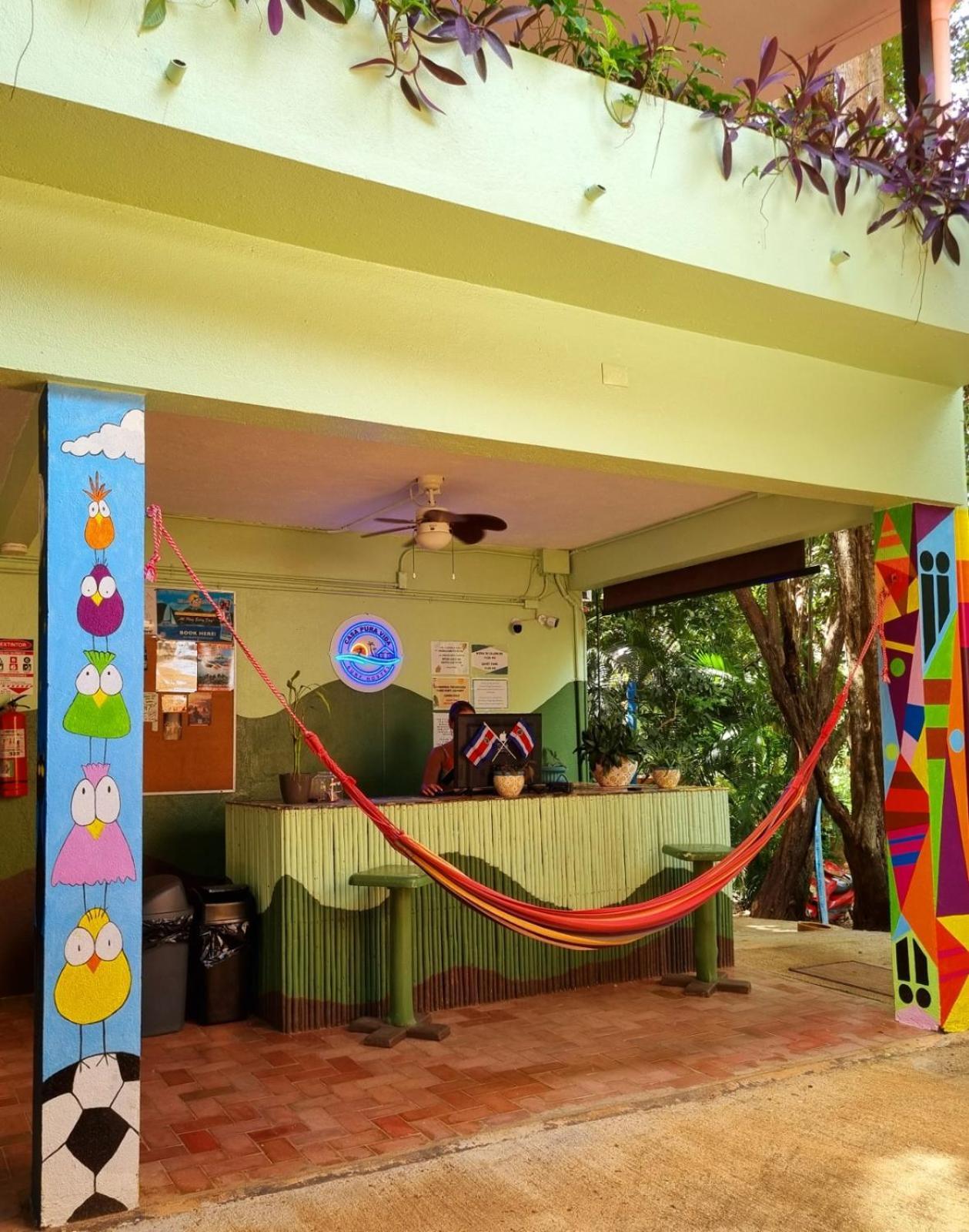 Casa Pura Vida Surf Hostel - Tamarindo Costa Rica מראה חיצוני תמונה