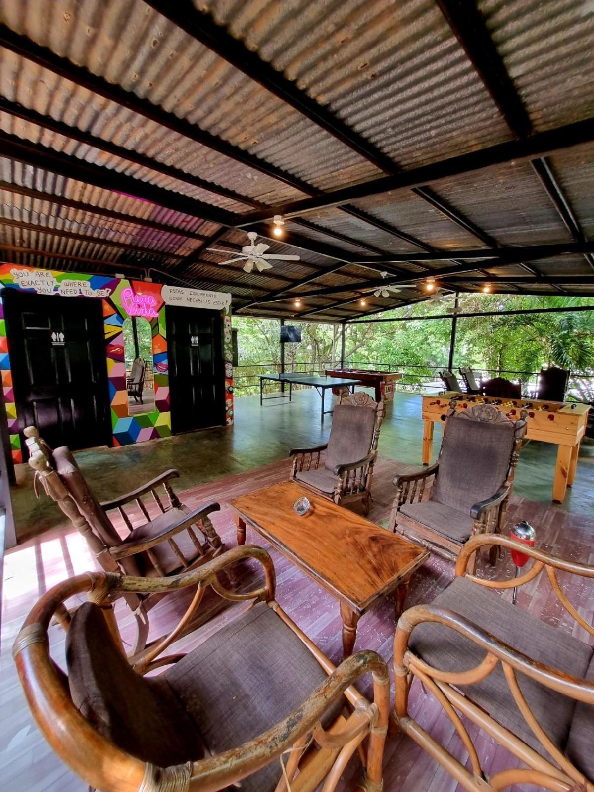Casa Pura Vida Surf Hostel - Tamarindo Costa Rica מראה חיצוני תמונה