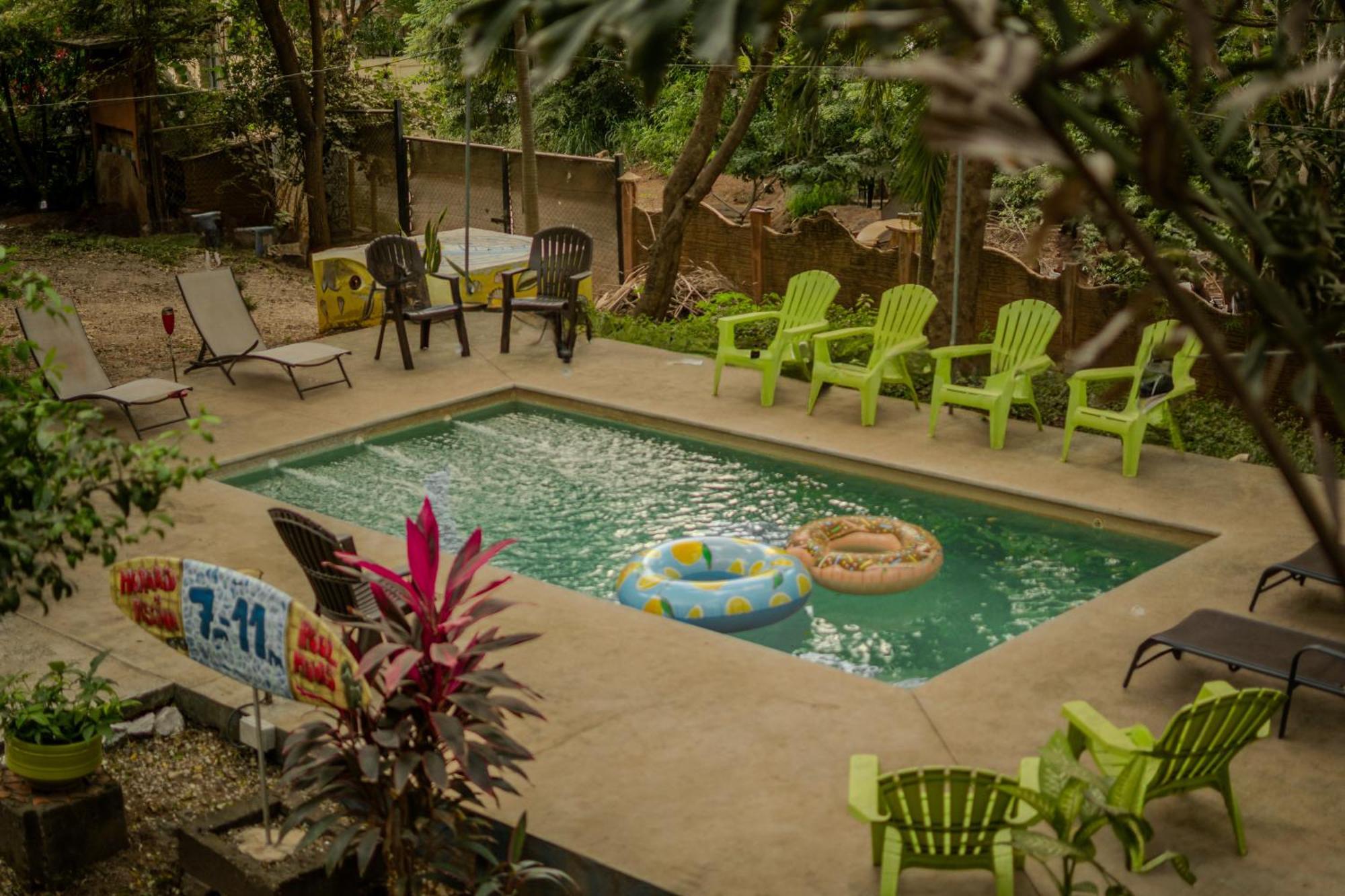 Casa Pura Vida Surf Hostel - Tamarindo Costa Rica מראה חיצוני תמונה